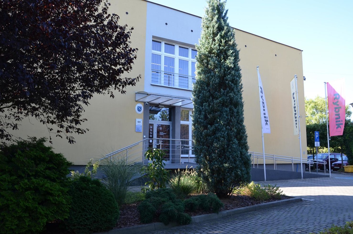 22092025.jpg (360 KB)